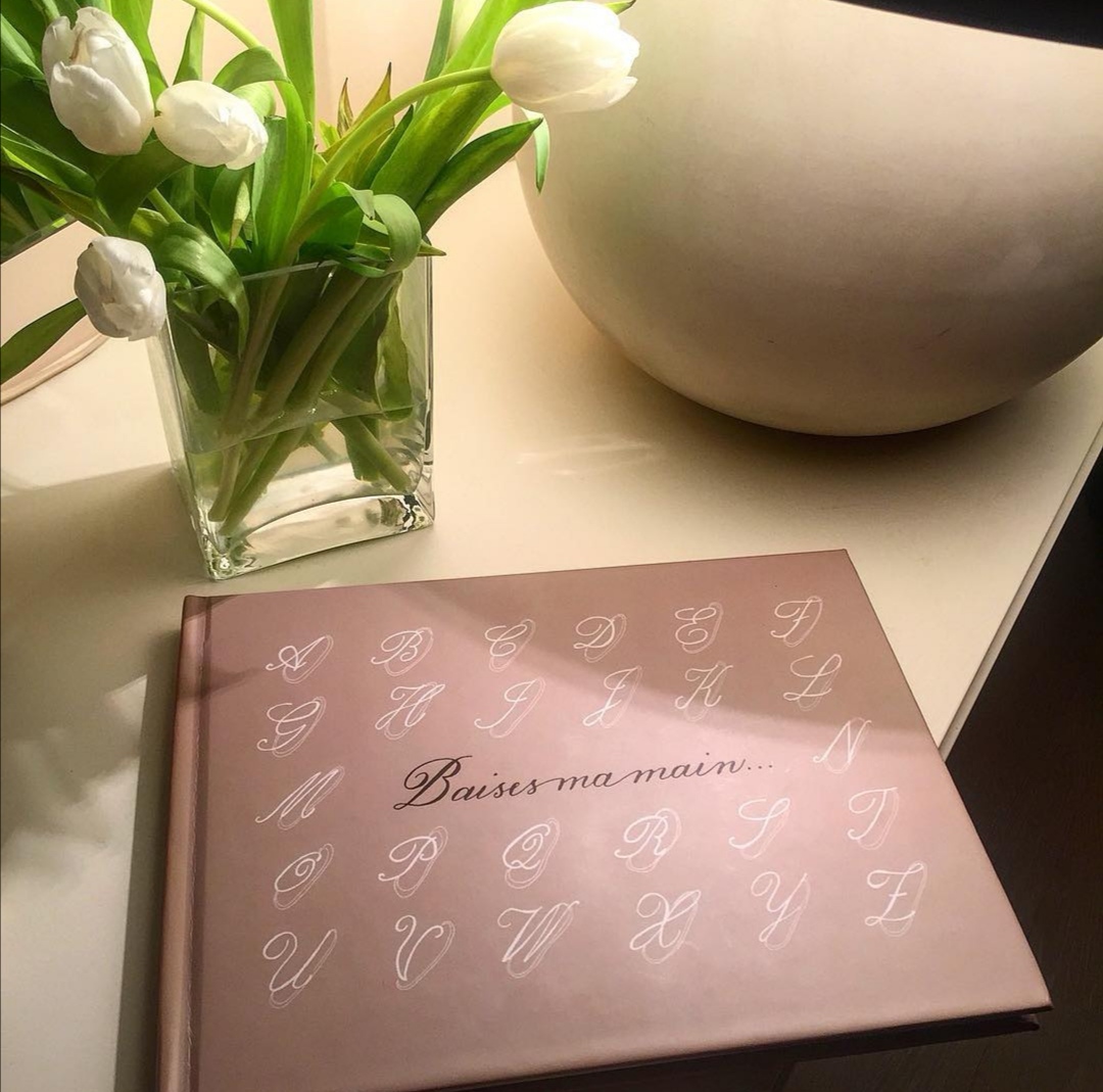 Baisesmamain - Cecilia Benetti Design